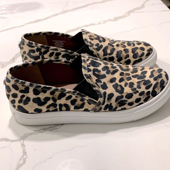 Steve Madden | Women’s Leopard Animal Print Safari Fashion Sneakers Shoes size 6 - Picture 4 of 7